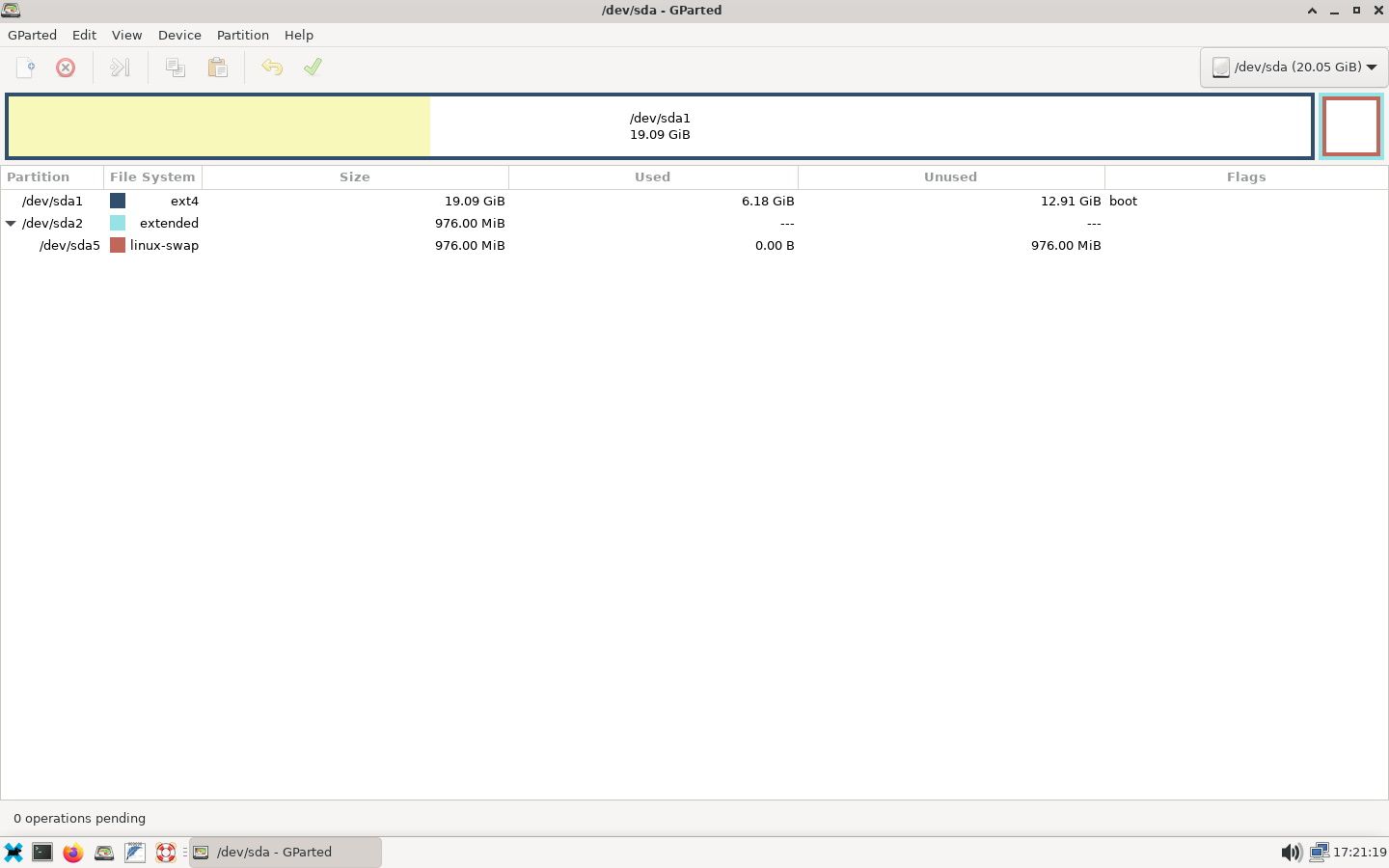 GParted запущен в SystemRescue
