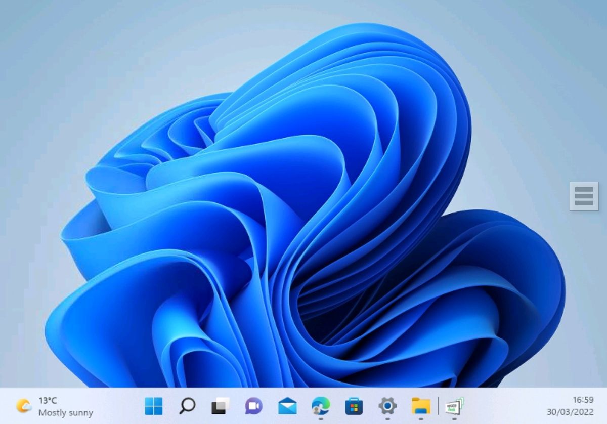Windows 11 отображается на экране Android‑планшета