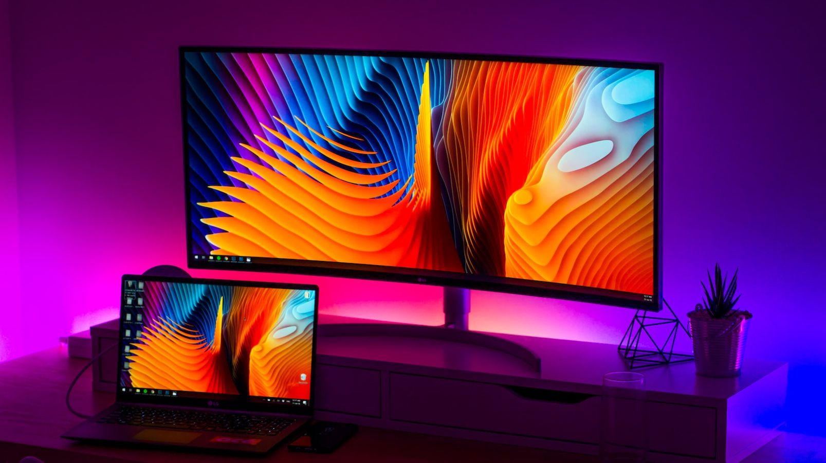 Ноутбук и ТВ: совместное использование экрана