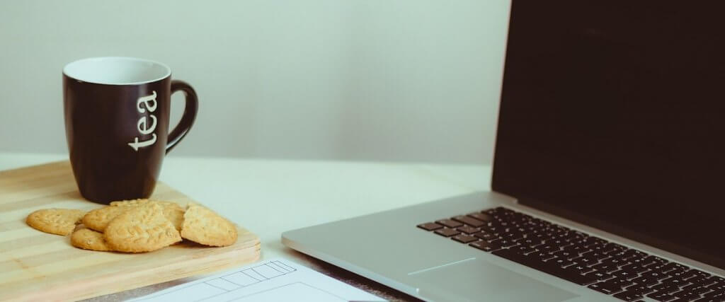 Экран настроек приложения с пунктами очистки кэша и данных