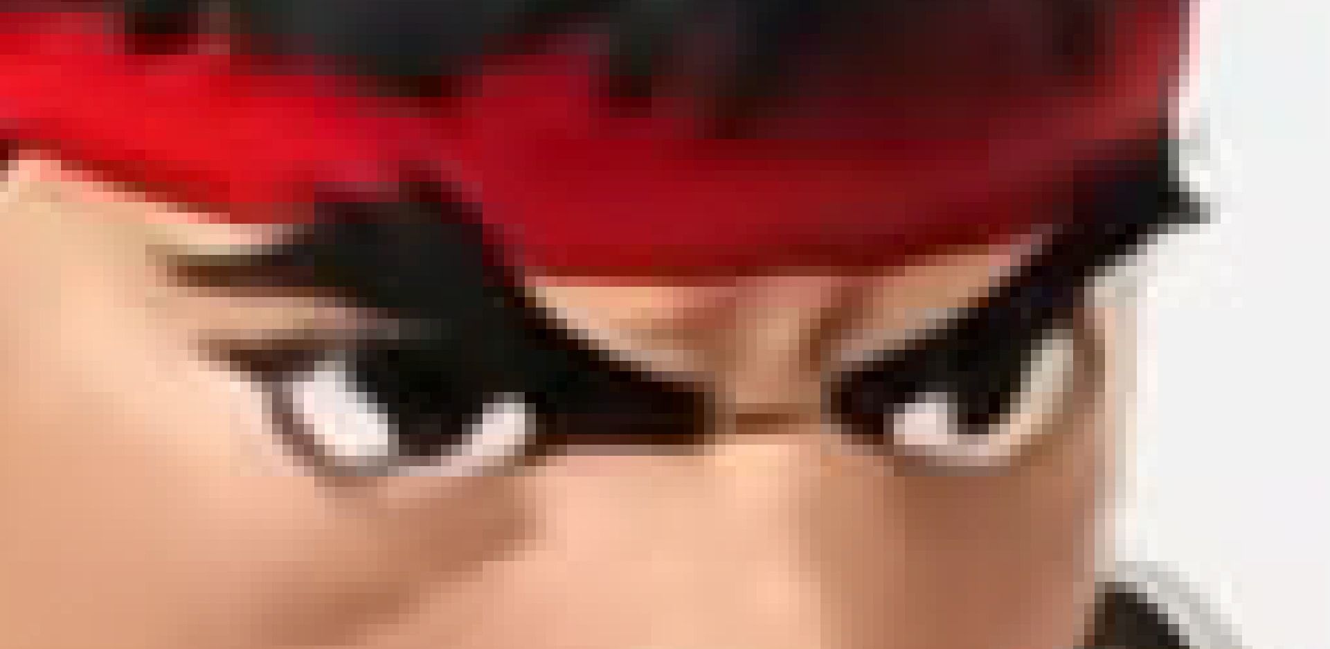 глаз с пикселизацией до трассировки