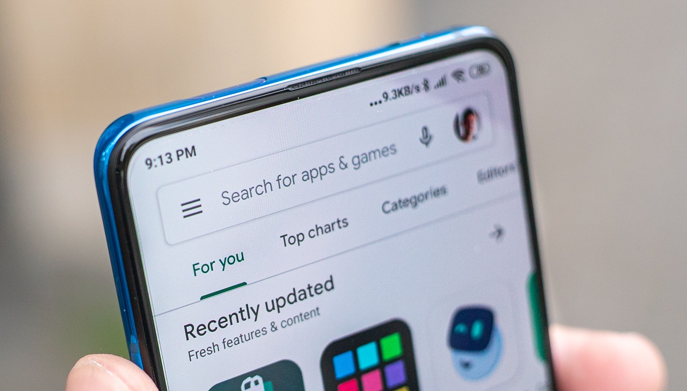 Экран Google Play с недавно обновлёнными приложениями