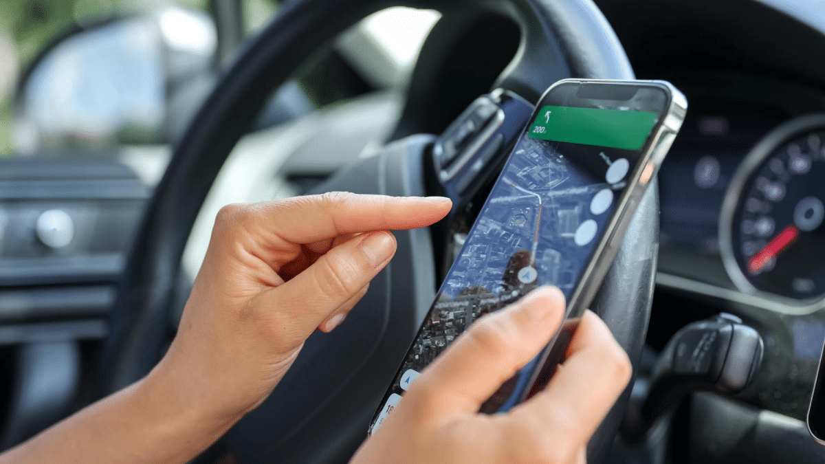 Trouver et enlever un traceur GPS caché