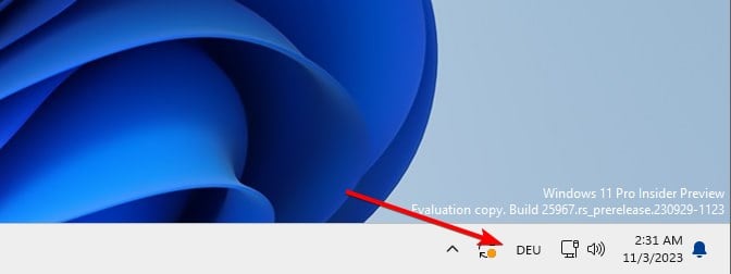 Панель языка в системном трее