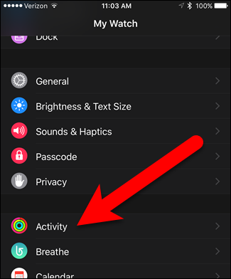 Пункт меню «Активность» в приложении Watch на iPhone