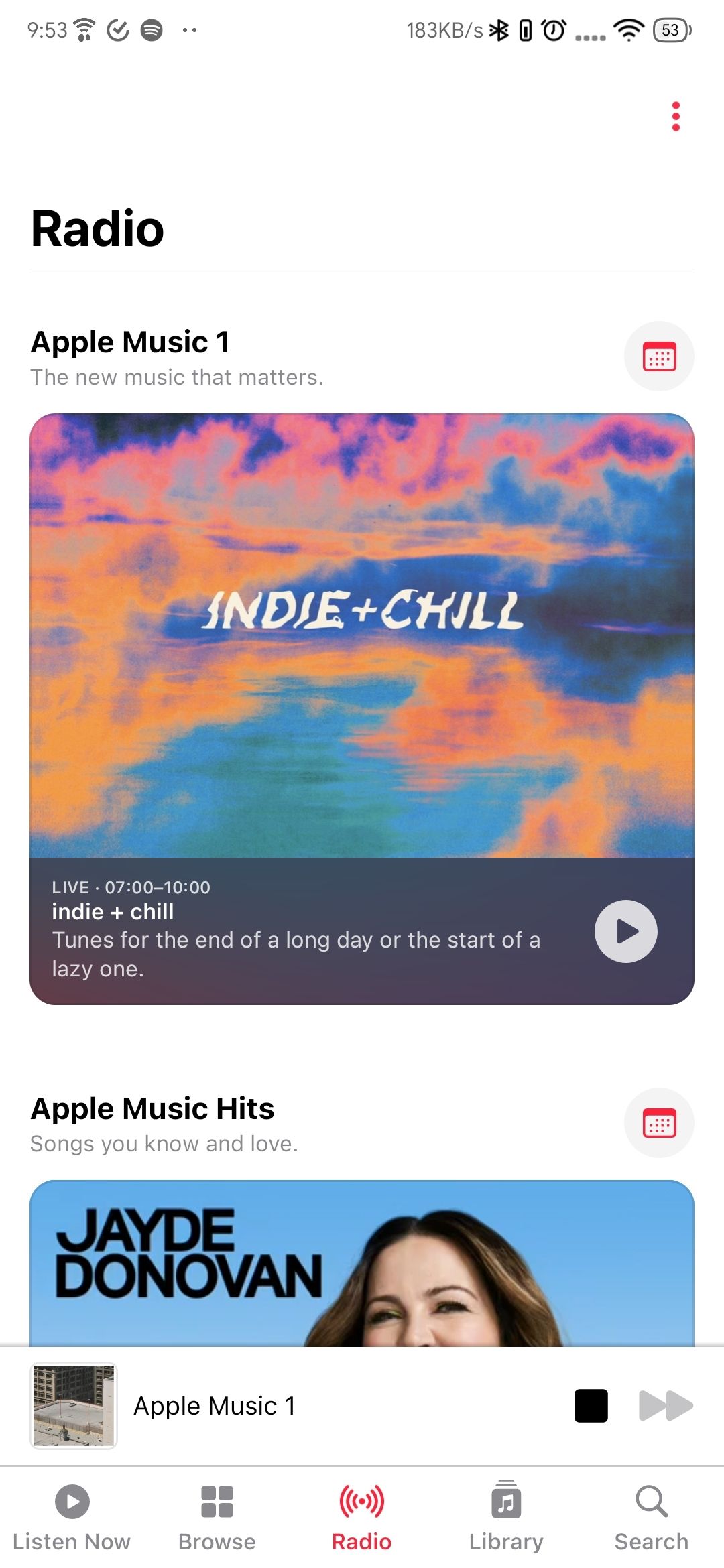 Воспроизведение радиостанции в Apple Music