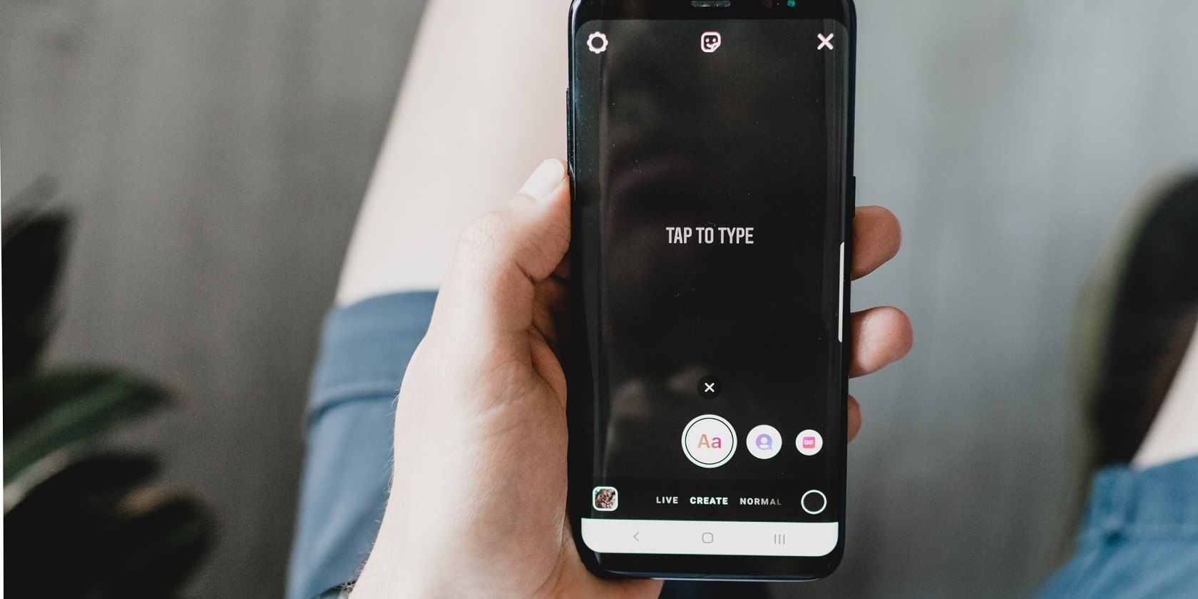 Радужный текст в Instagram Stories — инструкция