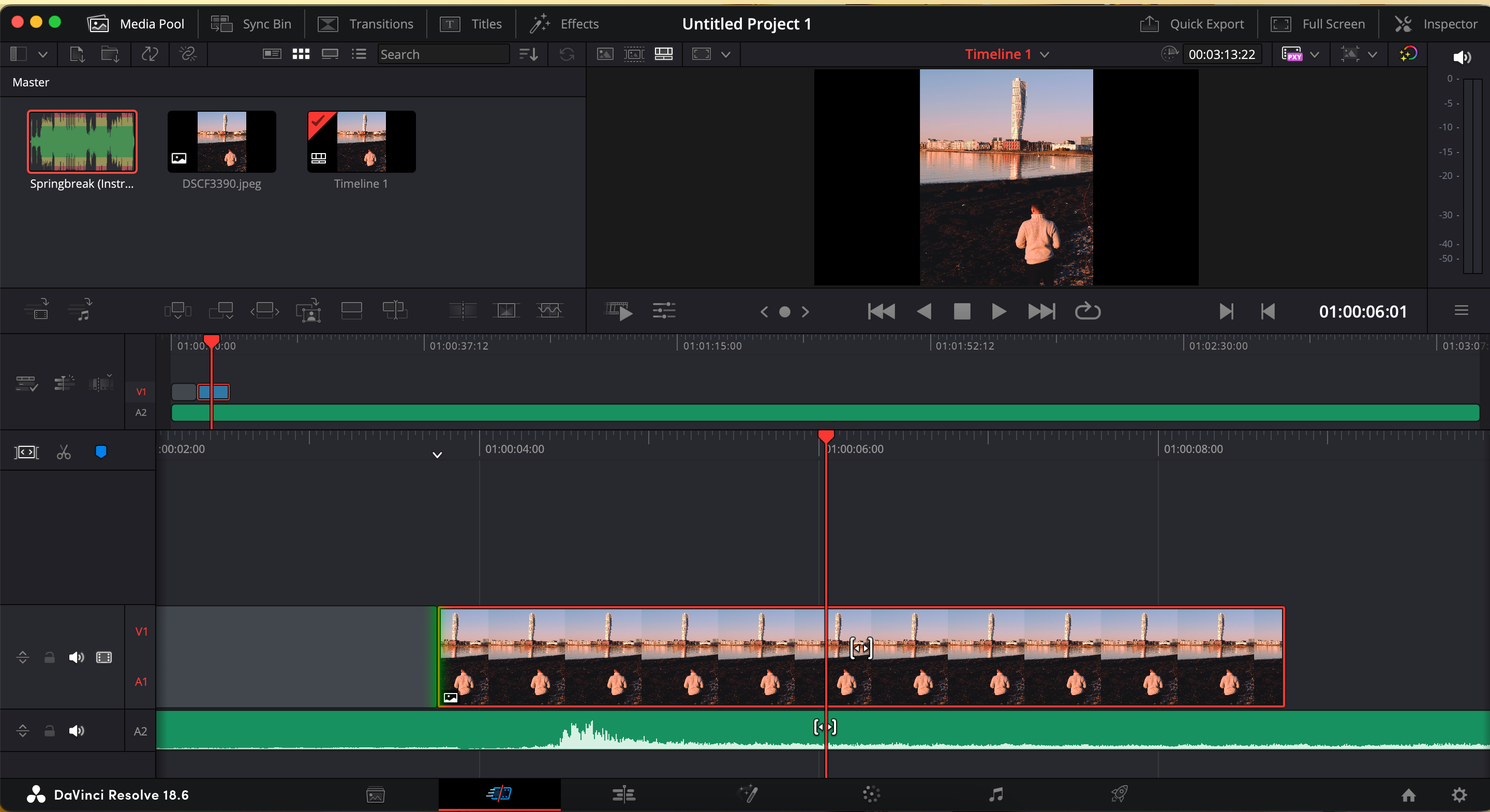 Музыка и изображение на таймлайне в DaVinci Resolve
