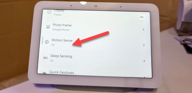 выбор Motion Sense в настройках дисплея