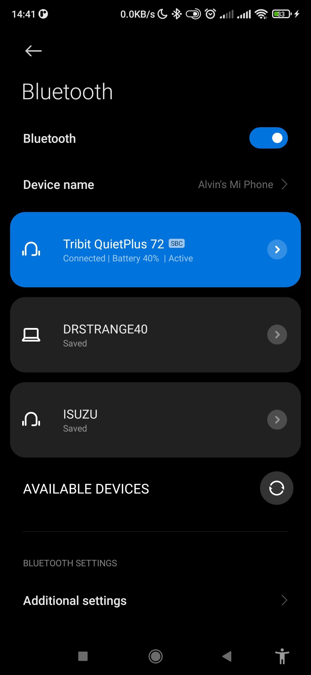 Bluetooth-наушники, подключённые к Android-смартфону