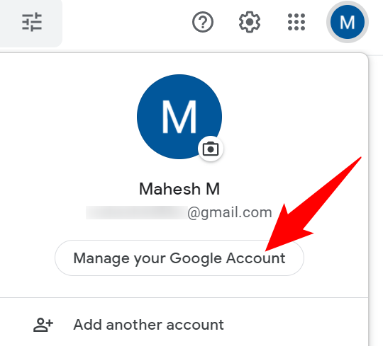 Выберите «Управление аккаунтом Google» в меню.