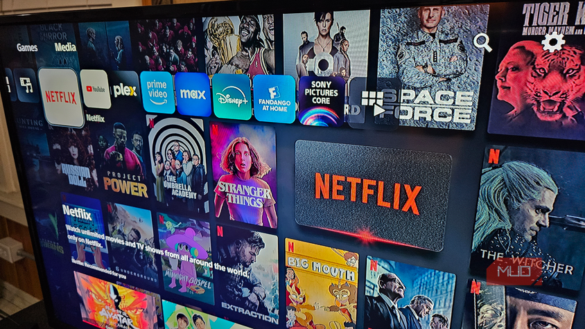 Ряд приложений потоковых сервисов на вкладке Медиа PlayStation 5