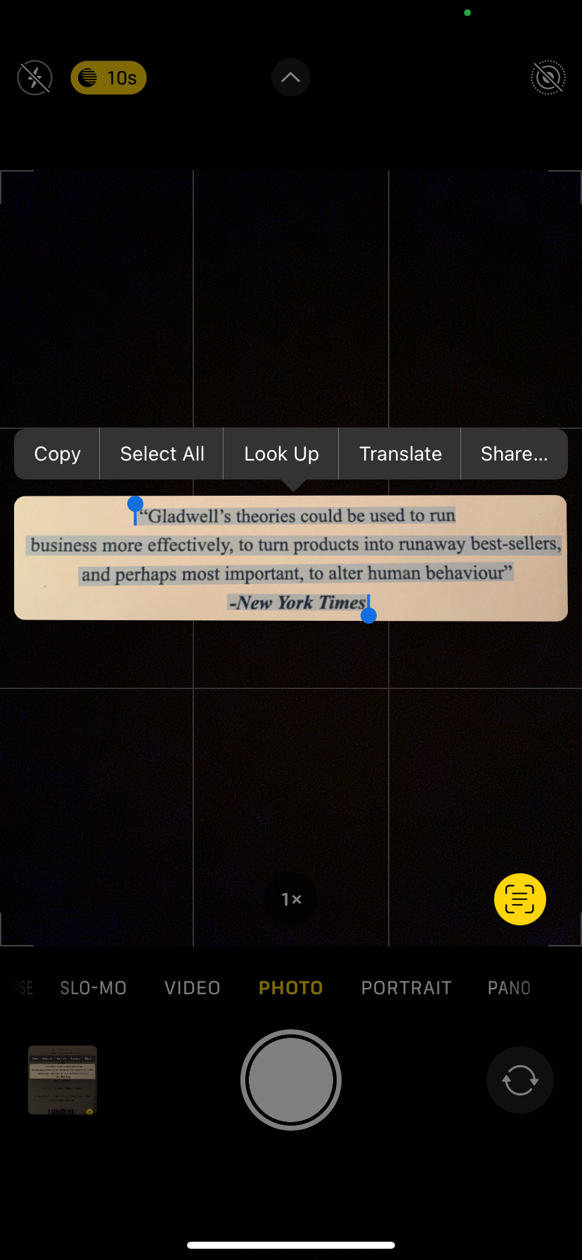 Target text pop-outs in screen using Live Text