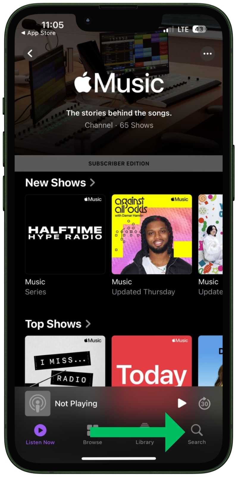Экран Apple Podcasts с меню загрузки эпизода
