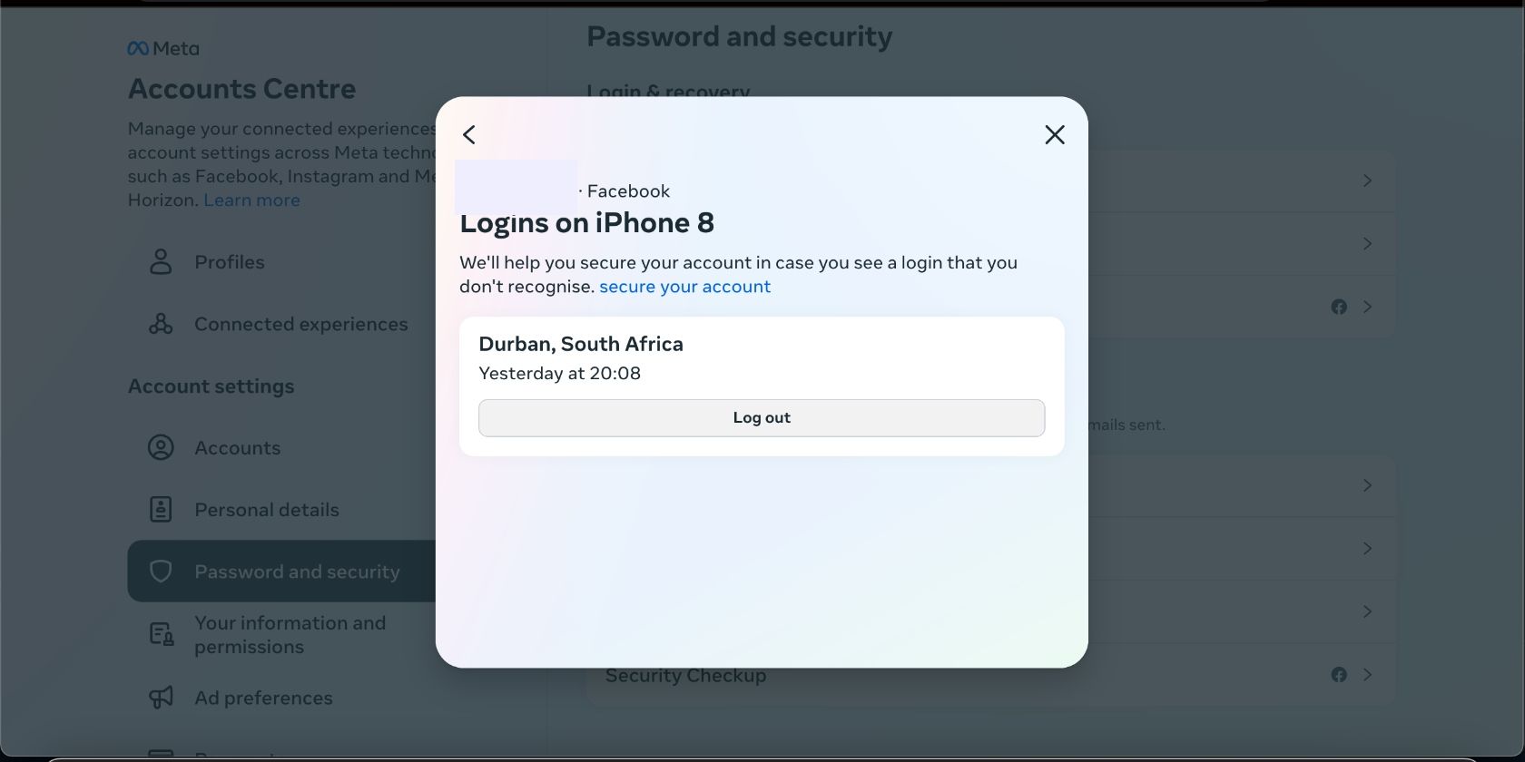 список входов на десктопе Facebook с кнопкой выхода