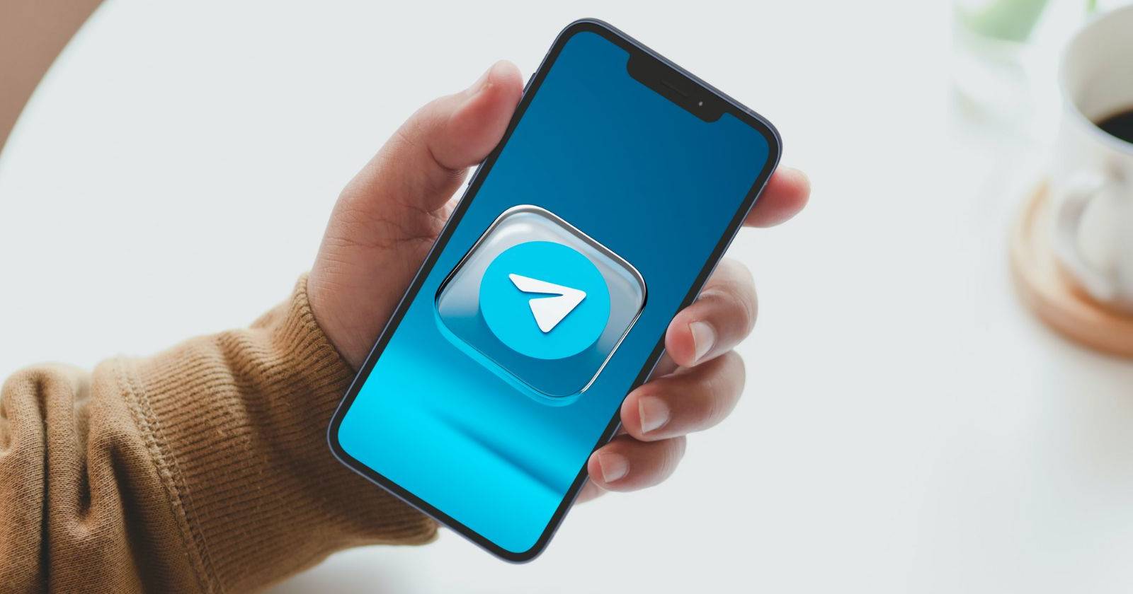 Иконка Telegram на iPhone