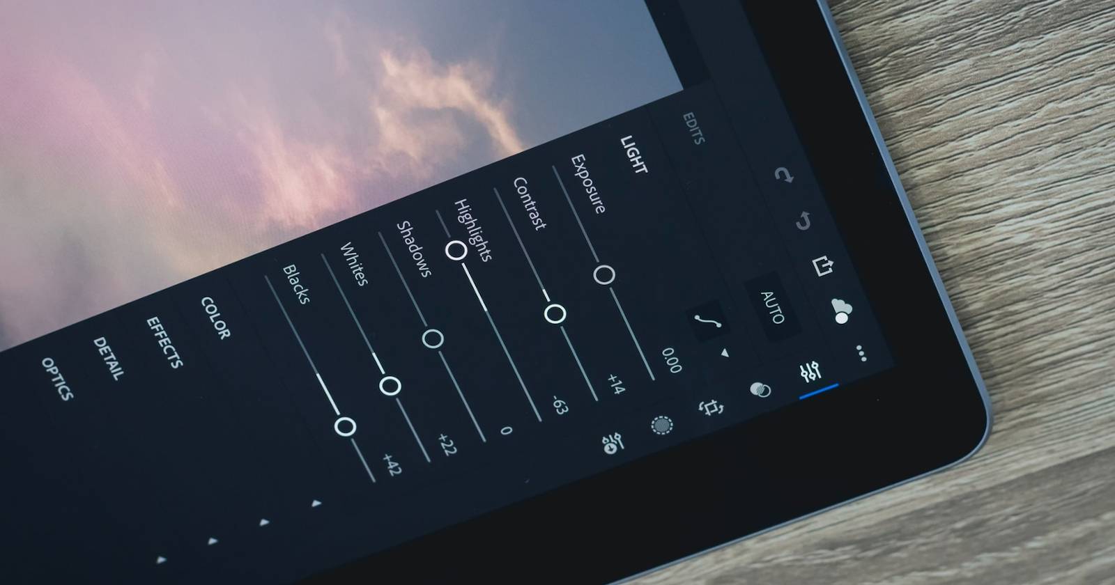 Reedsy: начать работу на маркетплейсе издателей