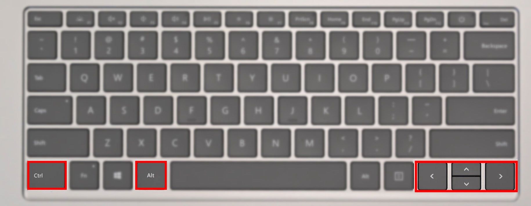 Нажмите Ctrl + Alt + клавиши со стрелками для поворота экрана при поддержке драйверов.