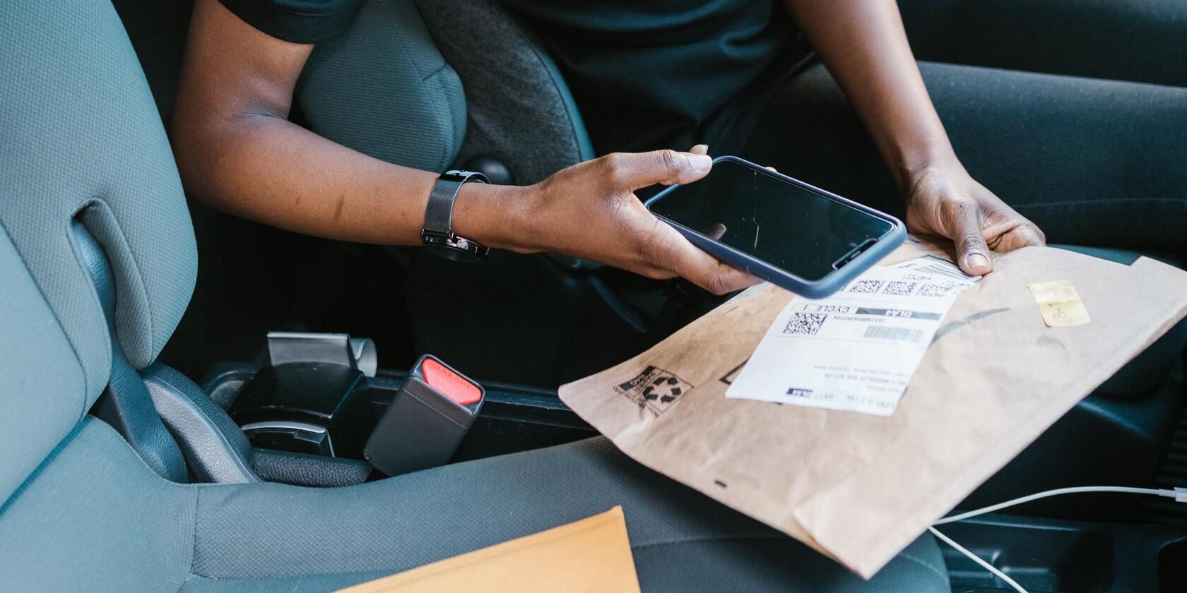 Как скрыть личные данные на фото с телефона