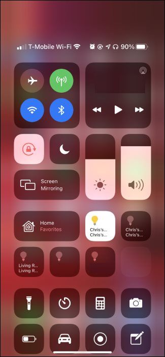 Пункт управления iPhone с отображением элементов умного дома