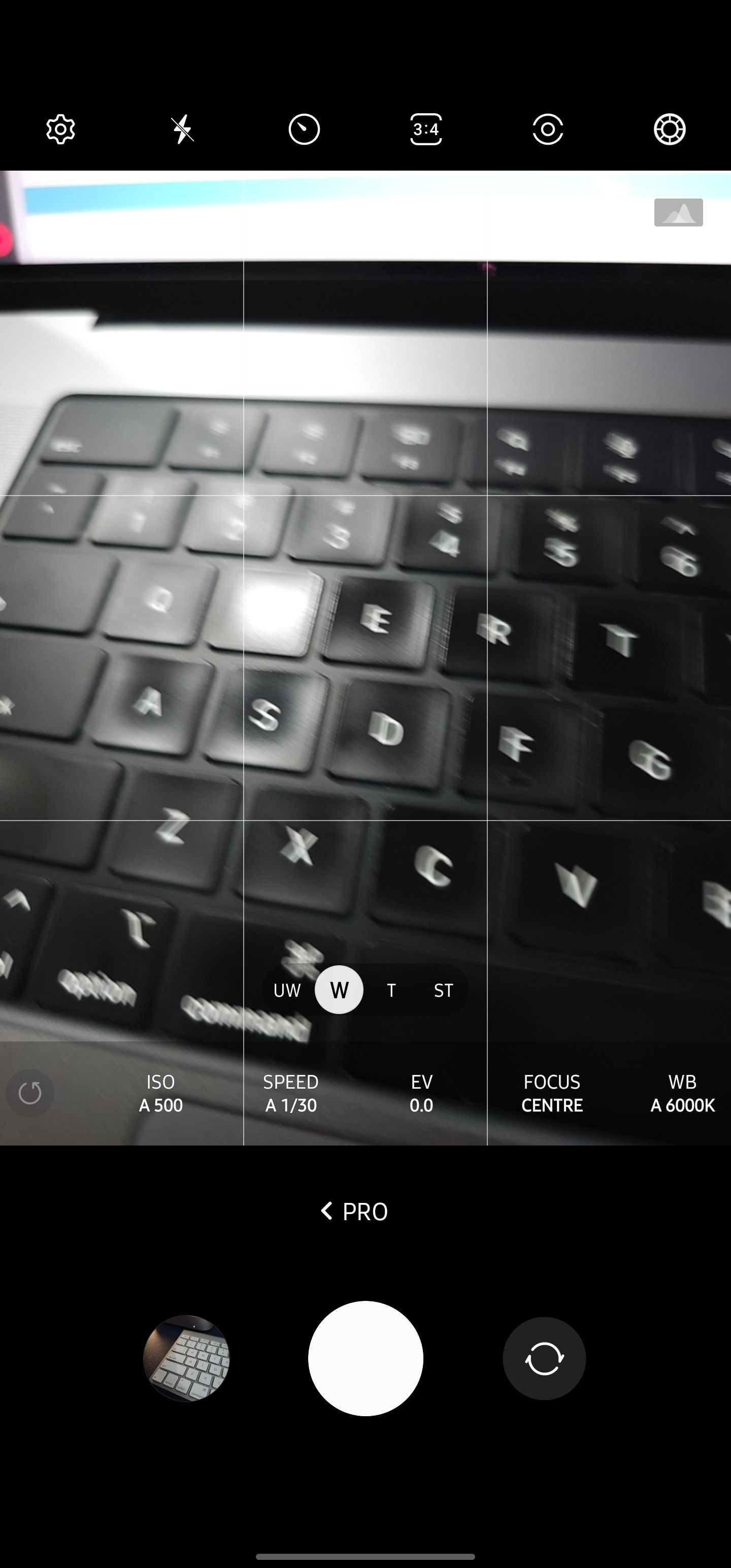 Режим Pro в приложении Камера Samsung