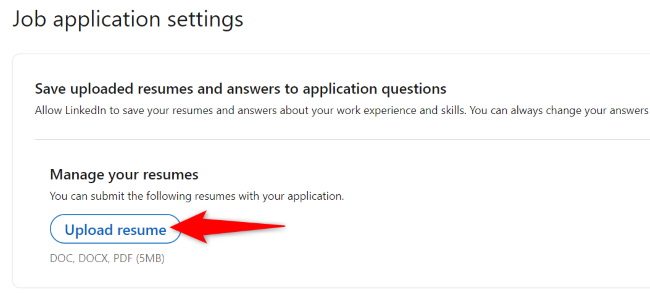 Выберите «Загрузить резюме».