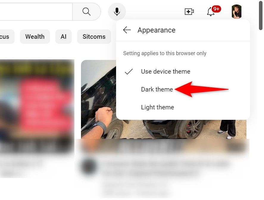 Выделена «Тёмная тема» на YouTube для десктопа.