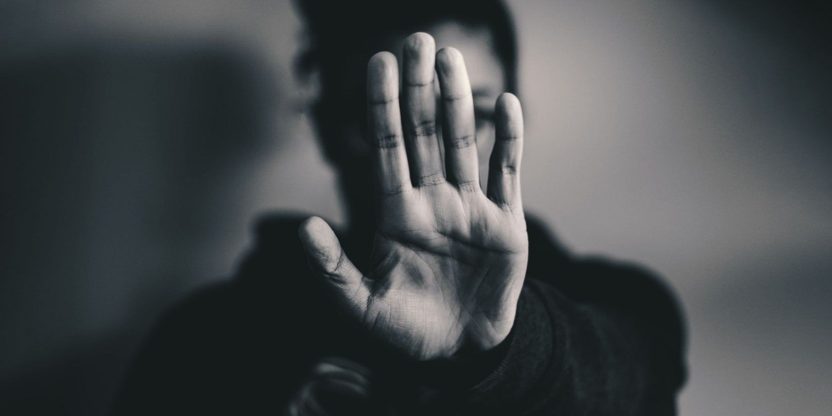 Как заблокировать пользователя в LinkedIn