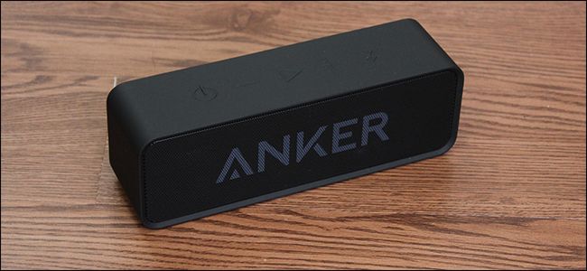 Собранные аксессуары: клавиатура, мышь, колонки