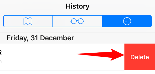 Смахивание влево для удаления элемента истории в Safari на iPhone.