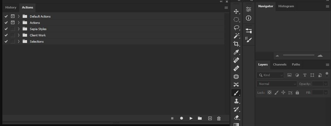 Панель Окно > Операции в Photoshop