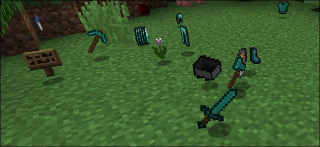 Пустая панель быстрого доступа и предметы, разбросанные на земле после смерти