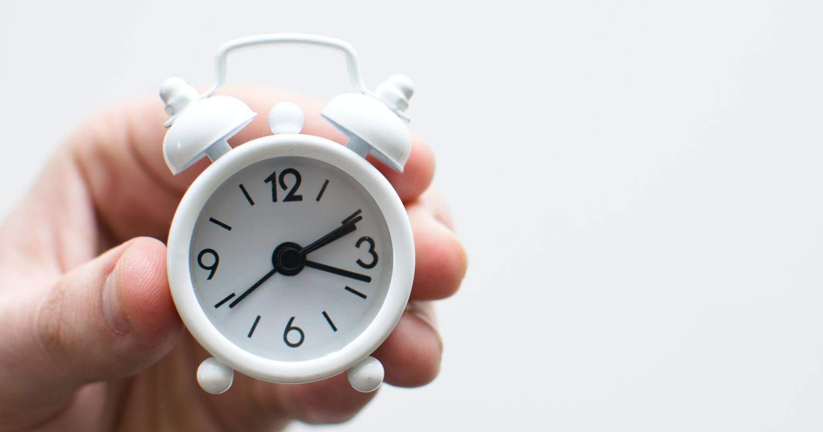 Открывать сайты по расписанию