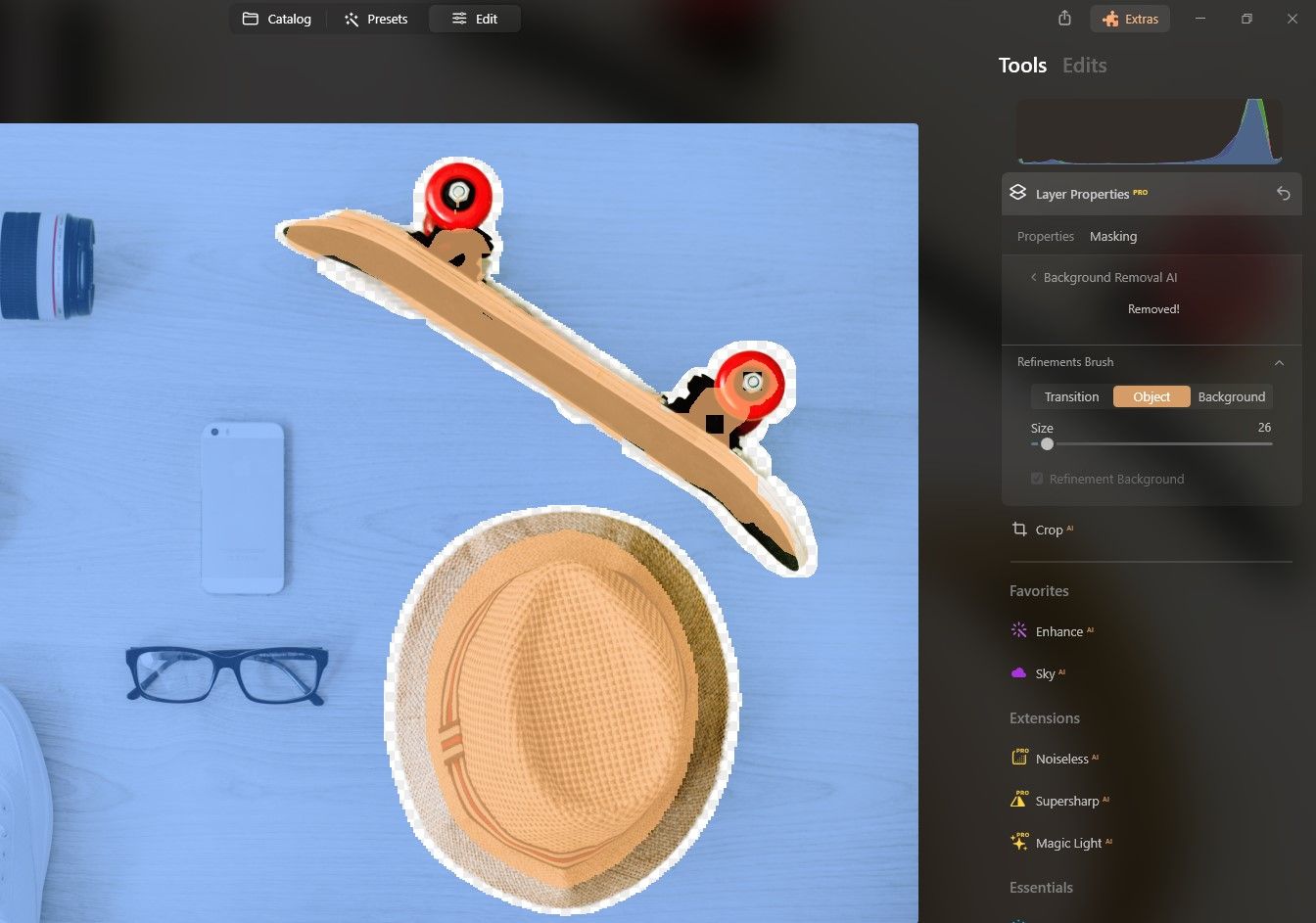 Кистью дорисовывают сегменты скейтборда