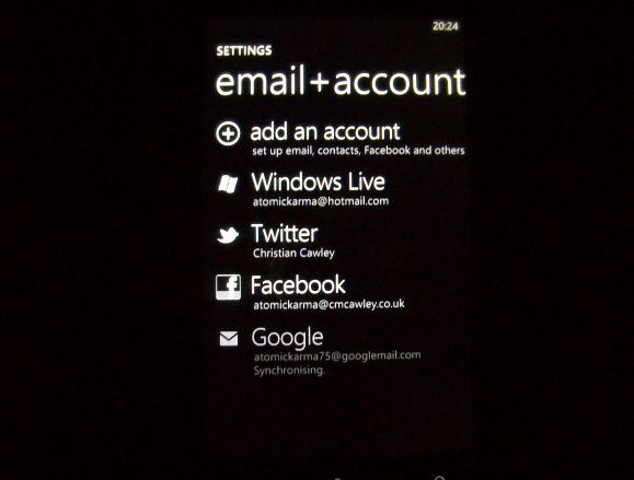 Окно ввода данных для Google на Windows Phone