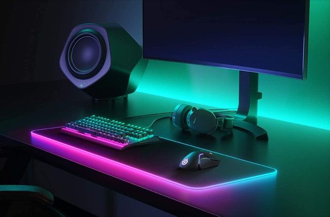 RGB-коврик SteelSeries QcK Prism.