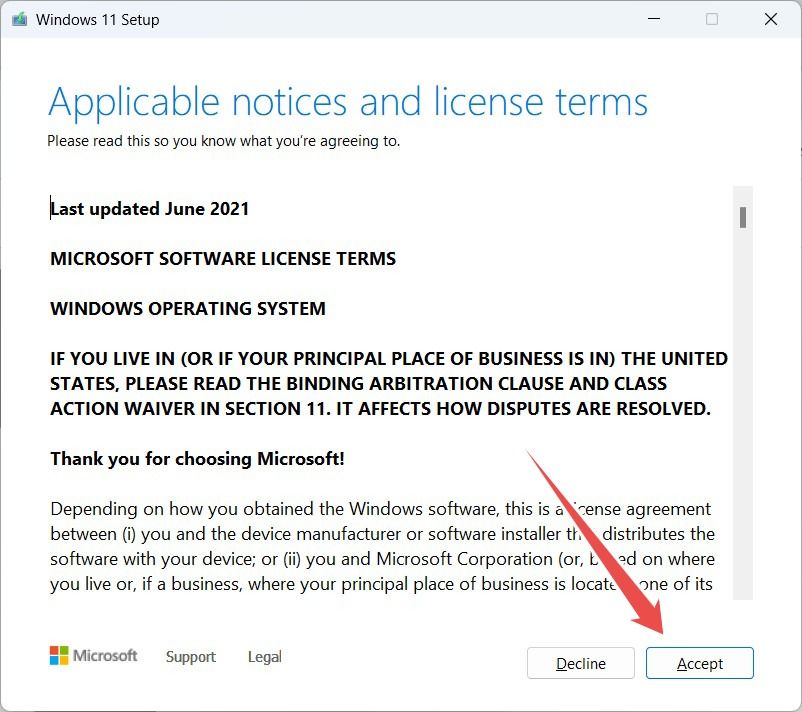 Экран лицензионного соглашения Windows 11