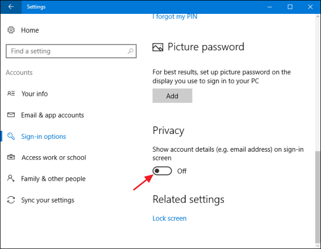 Опция скрытия адреса электронной почты на экране входа
