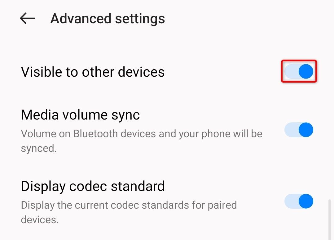 Видимость для других устройств выделена в настройках Bluetooth Android.