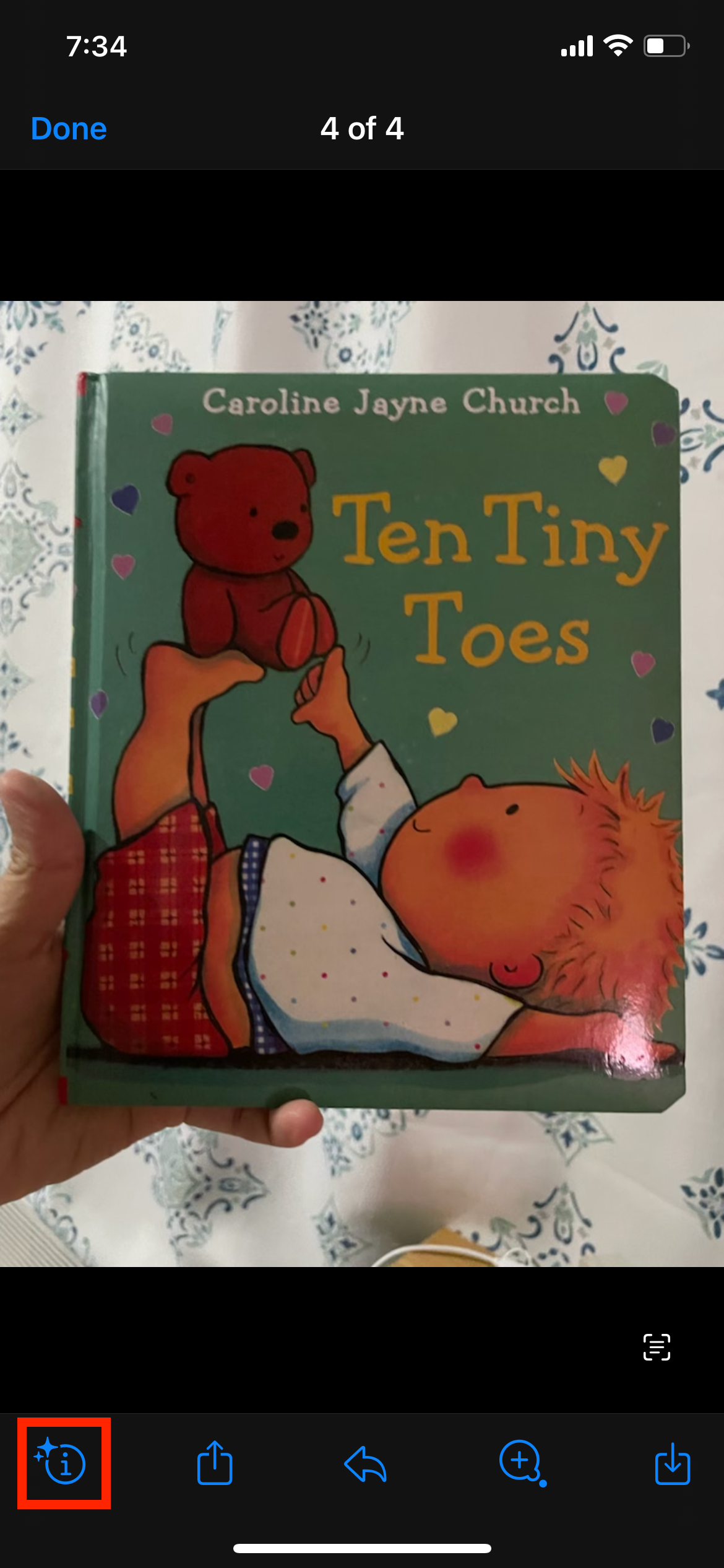 Иконка Visual Look Up для изображения в Сообщениях