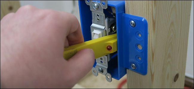 Проверка напряжения внутри монтажной коробки