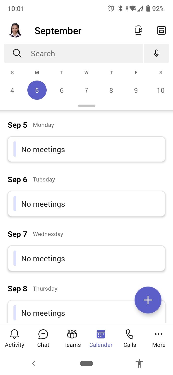 Календарь мобильного приложения Microsoft Teams с интерфейсом создания встречи