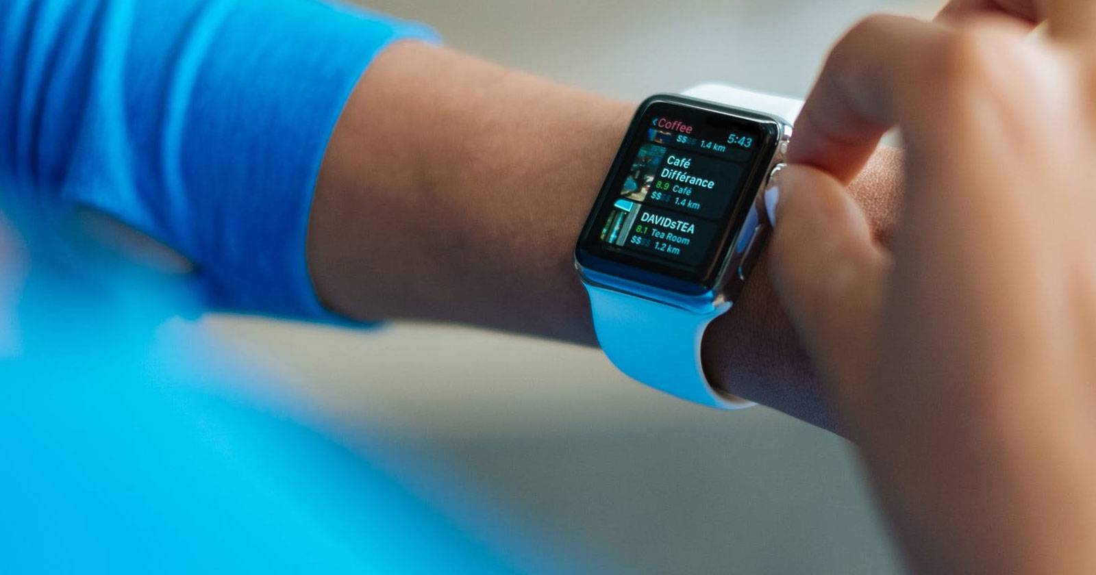 smartwatch-vs-tracker