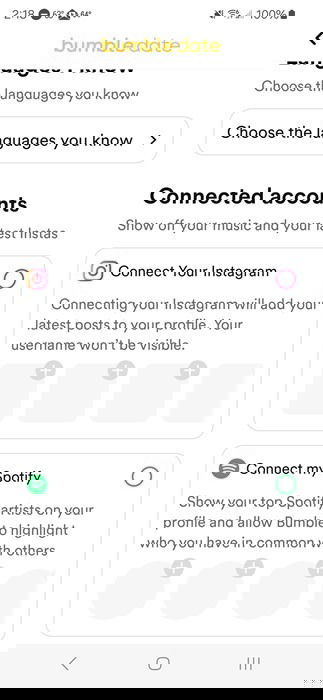 Conecte suas contas Instagram e Spotify.