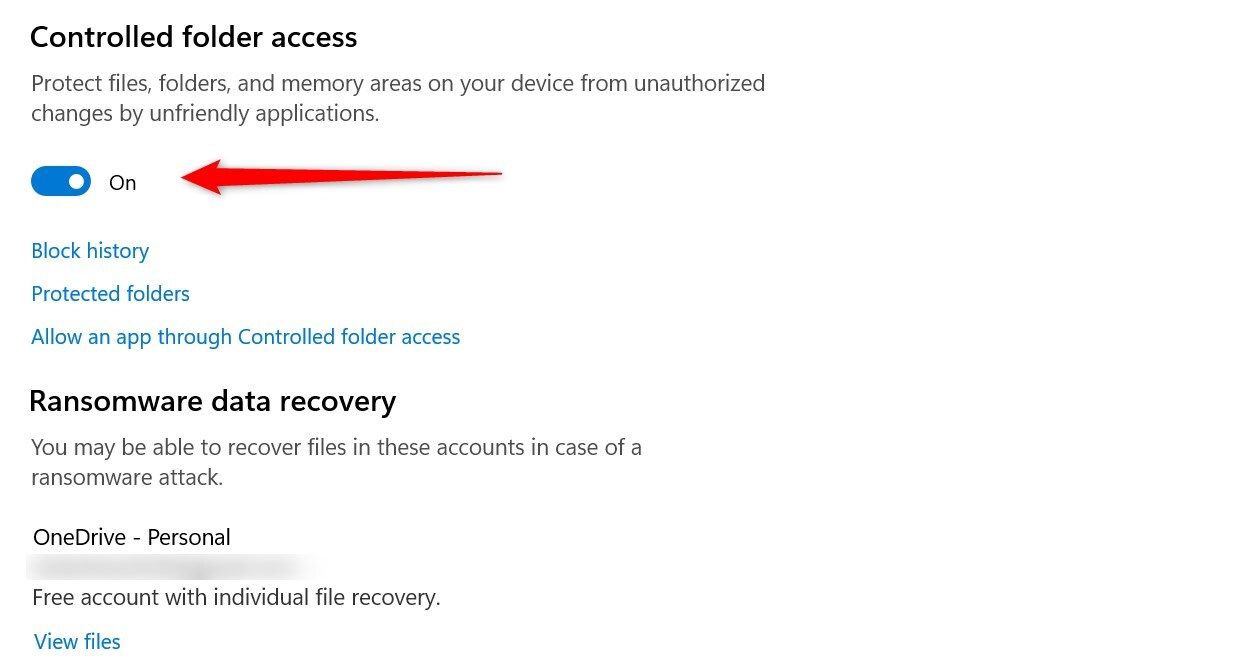 Включение Контролируемого доступа к папкам в Параметрах Windows.