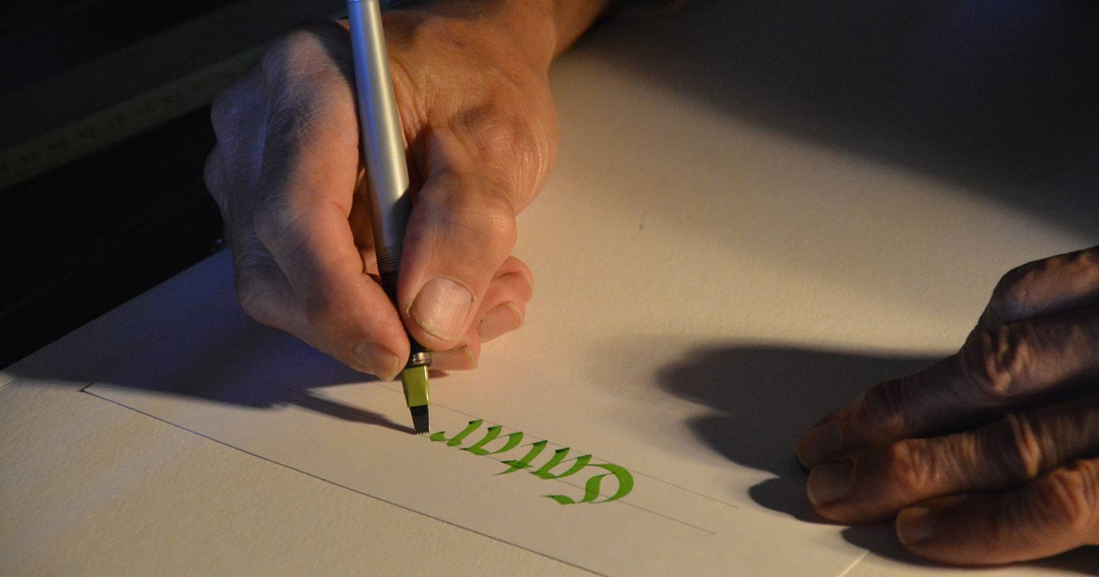 Заполнение букв в Procreate: цвет и изображение