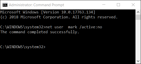 Результат выполнения команды net user в окне Командной строки
