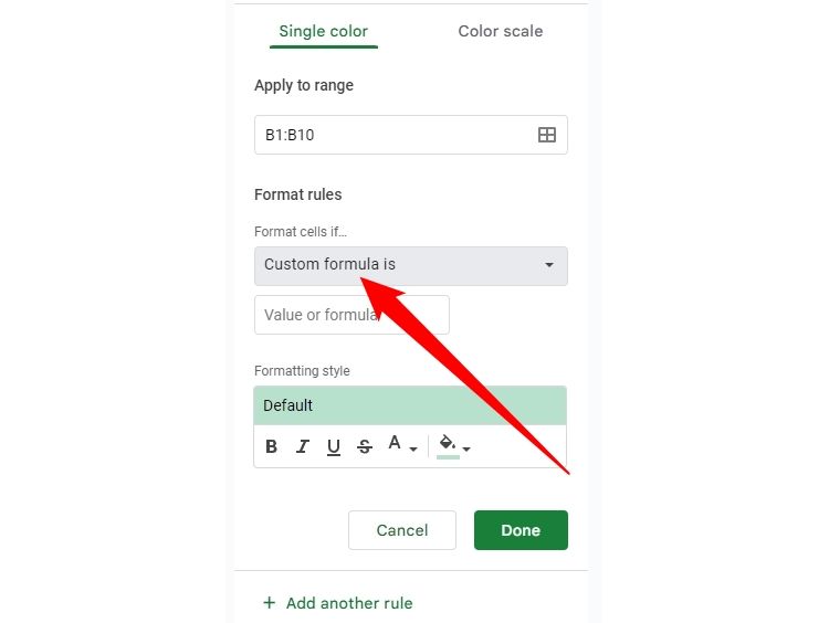 Откройте меню под «Форматировать ячейки, если» и выберите «Пользовательская формула».