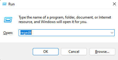 Скриншот: запуск regedit через диалог «Выполнить»