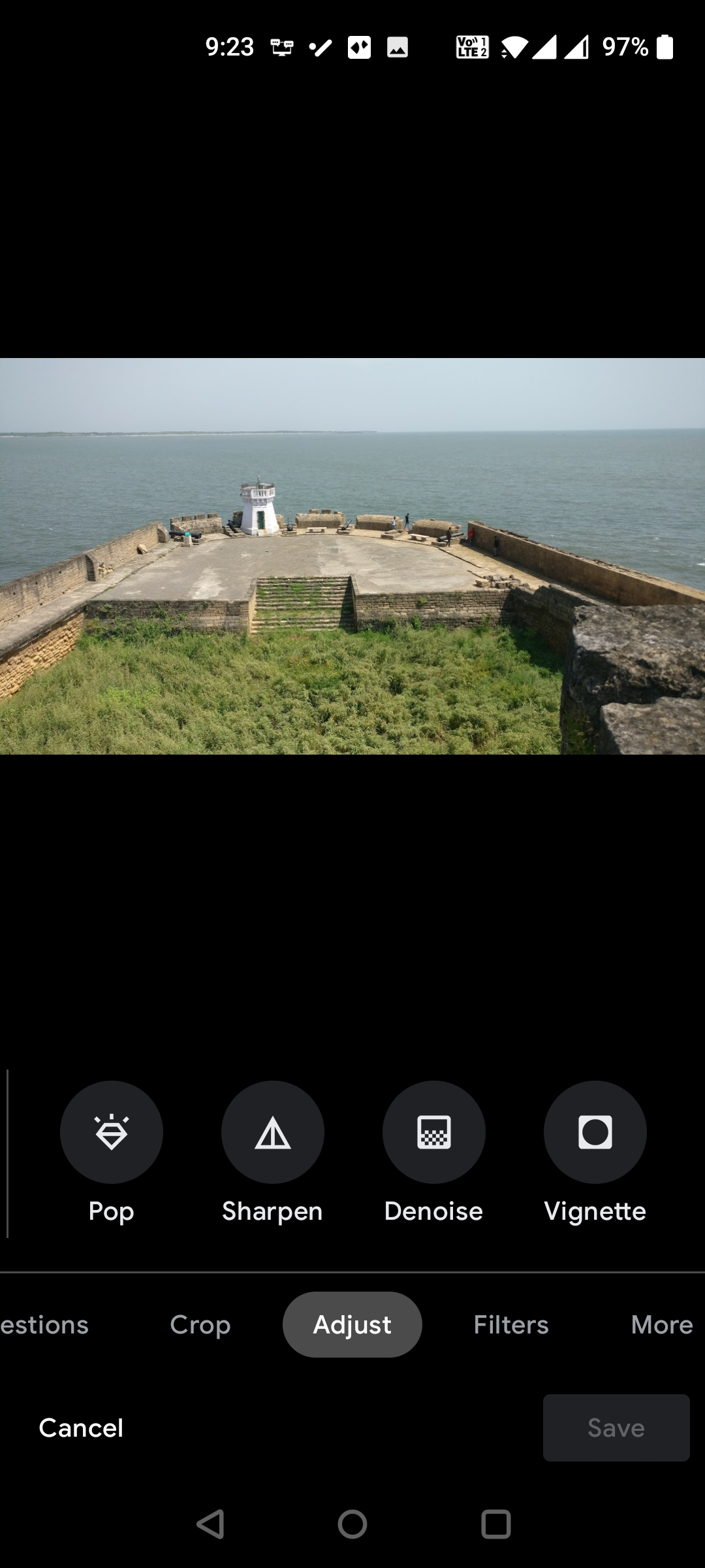 Доступ к инструменту Устранение шума в Google Фото